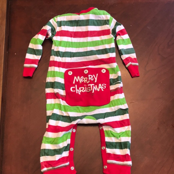 “Merry Christmas” Onesie - Picture 1 of 3